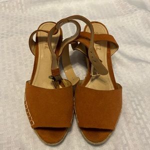 Schutz Womens Espadrilles size 5.5 Cognac